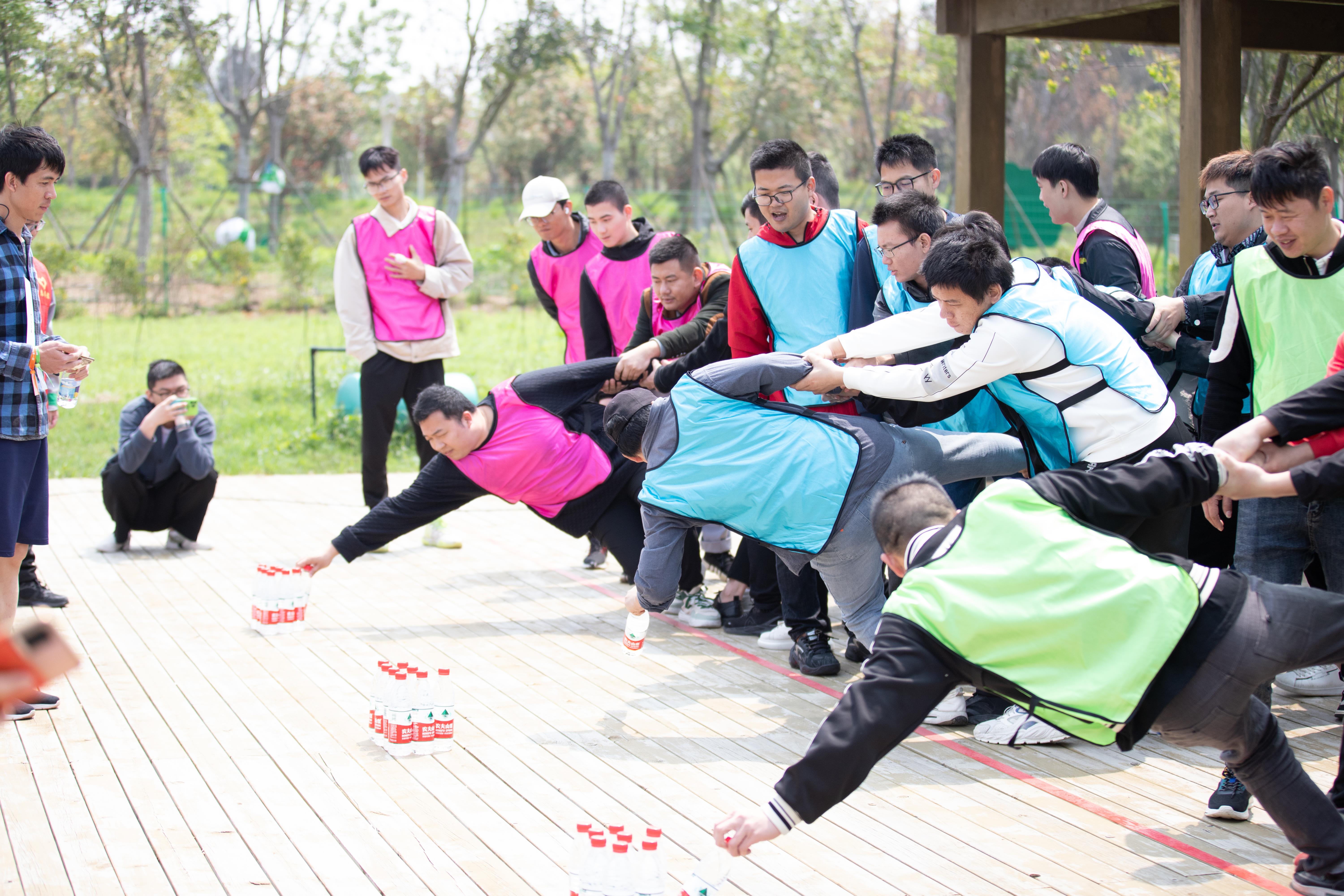 888����(�й�)���޹�˾